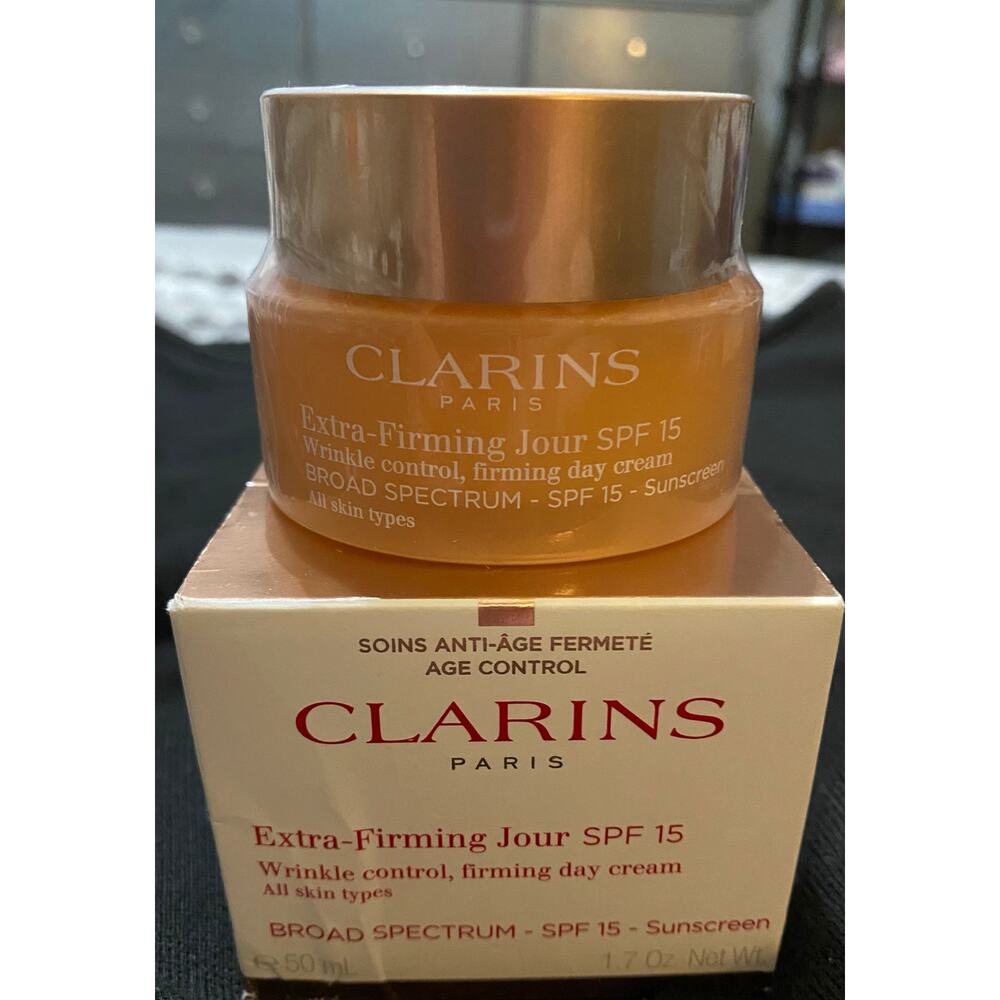 NIB Clarins Extra-Firming Jour Wrinkle Control Day Cream SPF 15 (50ml/1.7oz)